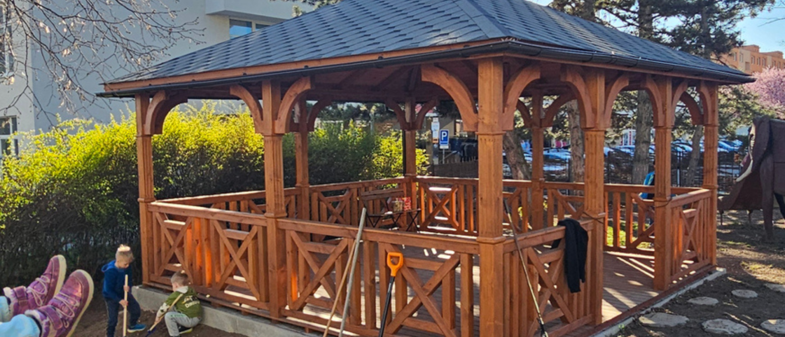 Nový altán pro Mateřskou školu Brno, Jihomoravské náměstí